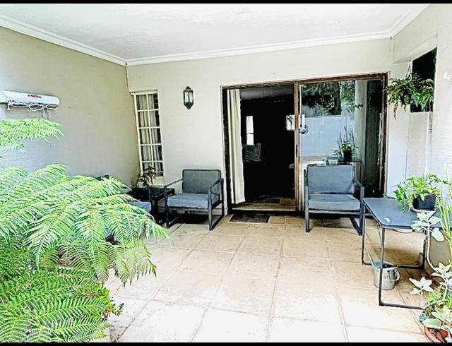 2 BEDROOM PROPERTY TO RENT IN EDENBURG